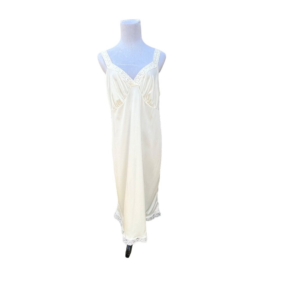 Vtg Dixie Belle Womens Full Slip‎ Size 42 Nylon Wide Lace Stretch Straps Ivory